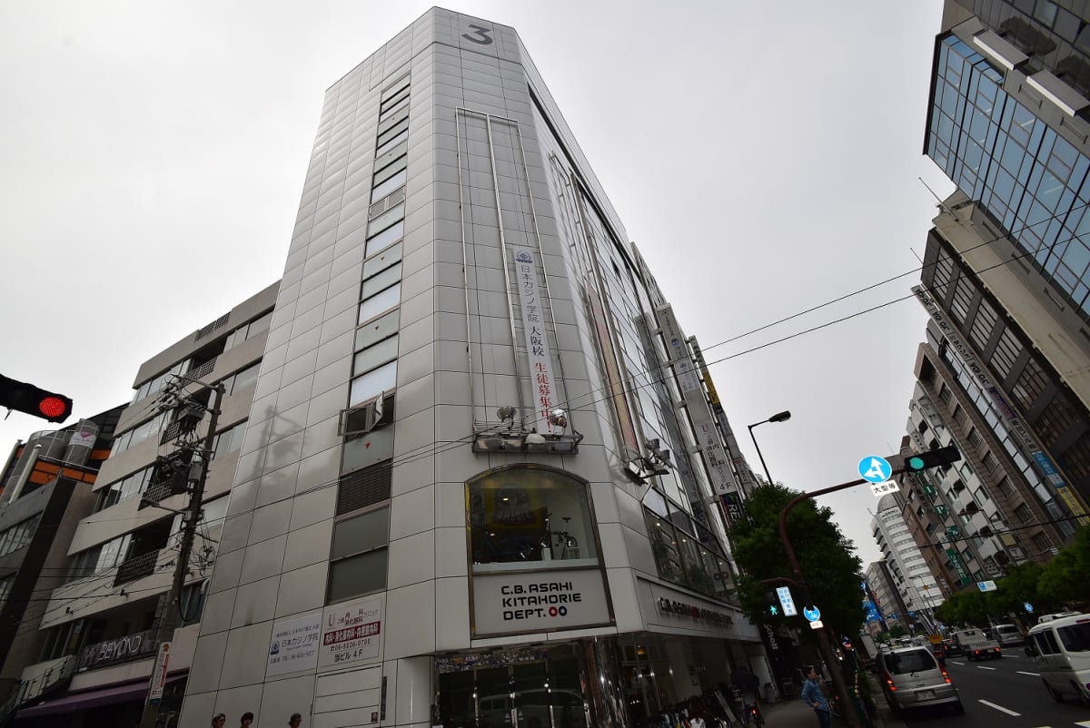 ★☆★四ツ橋サンビル★☆★　四つ橋駅前　